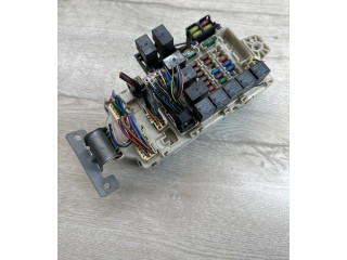 Блок предохранителей MR587655 Mitsubishi Grandis