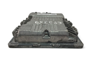 Блок управления двигателем Блок управления 31372489   Volvo V70