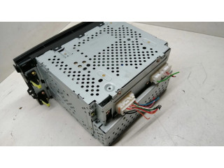 Радио/ проигрыватель CD/DVD / навигация