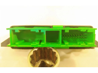 Блок управления 9824532180 Peugeot 2008 I