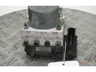 Блок АБС 8200299137 Renault Clio II 1998 - 2001 года