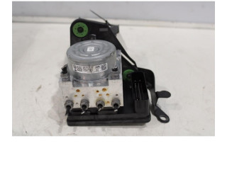 Блок АБС 10.0220-2460.4   Audi  A3 8Y  2020 -  года