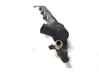 Топливная рампа    Mercedes-Benz A W169   для двигателя OM 640.941