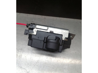 Zámek zadních dveří Mercedes-Benz E W211 2003