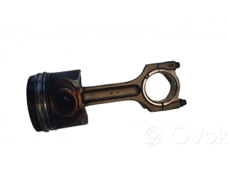 Píst BMW 5 E60 E61 pro naftový motor 3.0