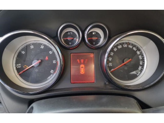 Přístrojová deska Opel Zafira C 2016 13460582