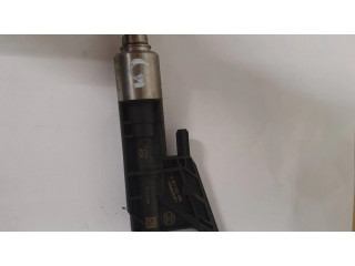 Vstřikovač 7639990 BMW 5 G30 G31 pro benzínový motor 3.0