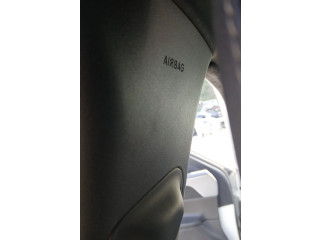 Боковая подушка безопасности Jaguar XE