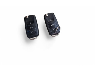 Vstřikovací lišta 03F906070N, 5WP44632 Skoda Fabia Mk2 (5J) CBZB