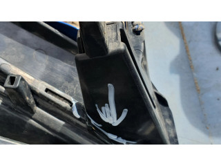 Передний бампер