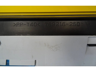 Панель приборов 769216250, 769914990 Mazda 323 F