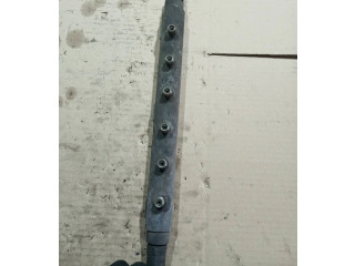 Топливная рампа 30622085, 000875L1   Volvo XC90  