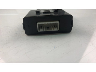 Блок управления GS1F5102XE   Mazda 6