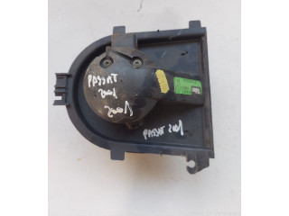 Вентилятор печки    8d1819021b   Volkswagen PASSAT B2