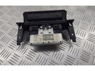 Экран/ дисплей / маленький экран 8200028364 Dacia Logan I