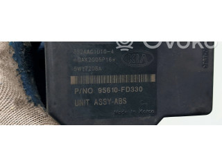 Блок АБС 95610-FD330   KIA  Rio  2001 - 2005 года