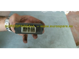 Блок предохранителей MB665709 Mitsubishi Montero