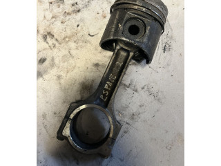 Píst Renault Vel Satis