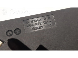 Pojistková skříňka 1670499 BMW 5 GT F07 2010