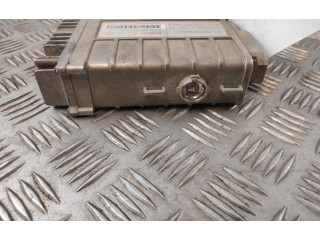 Řídící jednotka 893907383B, 893907383B Audi 80 90 B3 1991