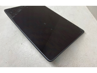 Дисплей Tesla Model 3