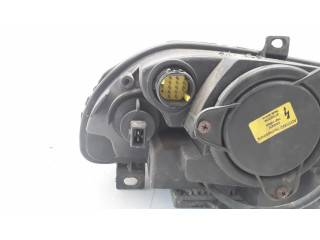 Передняя фара