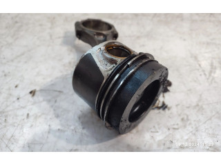 Píst Volkswagen Tiguan CFFB