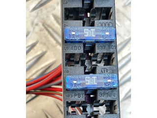 Блок предохранителей  4D0937501   Audi A6 S6 C6 4F    
