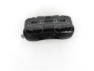 Панель приборов 6V0920740C, F0-0142P   Skoda Fabia Mk3 (NJ)       