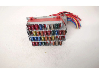 Блок предохранителей 9162439, 9162439 Volvo V70