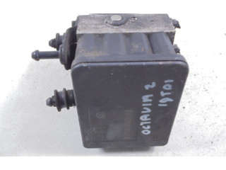 Блок АБС 1K0614517T, 1K0614517T Skoda Octavia Mk2 (1Z) 2004 - 2013 года