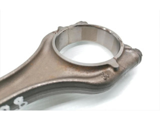 Поршень с шатуном Skoda Octavia Mk3 (5E)