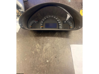 Přístrojová deska Mercedes-Benz C W203 2004 A2035406111, 110080111002