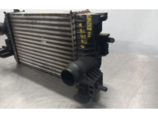 Интеркулер  13283253   Opel Meriva B 