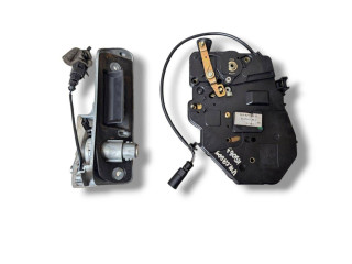 Zámek zadních dveří 2K0827565H, 2K0827201R Volkswagen Caddy 2007