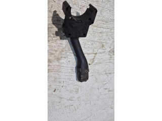 Ручка стеклоочистителей    Audi A6 S6 C4 4A