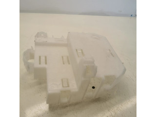 Другая деталь салона