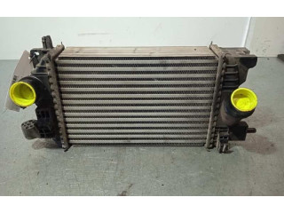 Радиатор интеркулера 13337687   Opel  Meriva B  2010 - 2016 года