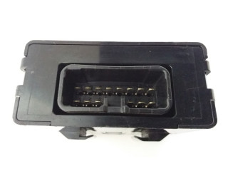 Блок управления 8865002331, 2773001130 Toyota Corolla E120 E130