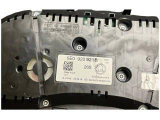 Панель приборов 5E0920921B, A2C53427456   Skoda Octavia Mk3 (5E)       