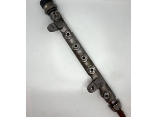 Топливная рампа 03L130089 Audi A3 S3 8P для двигателя CBAB