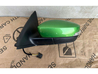 Зеркало электрическое        Skoda Fabia Mk3 (NJ)  2015 - 2021 года   