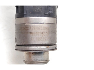 Vstřikovač A2820700087, 166002932R Mercedes-Benz A W176 M282.914