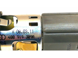 12 V гнездо (сзади)