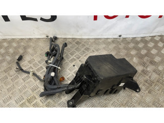 Pojistková skříňka 8266242280, 8917342080 Toyota RAV 4 (XA30) 2012