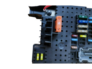 Блок предохранителей 30728512, 06W361 Volvo XC90