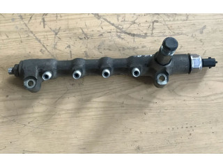 Топливная рампа 11329496986 Opel Meriva B