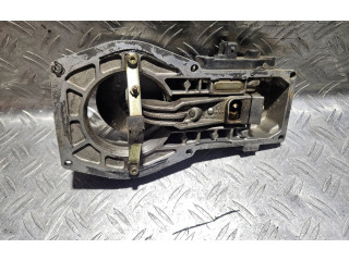 Vstřikovací lišta 0438121076, 051133353 Volkswagen PASSAT B3