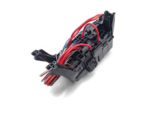 Pojistková skříňka 13800159 Volvo V60 2012