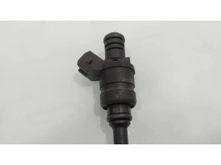 Форсунка 1427240    BMW X3 E83 для бензинового двигателя  2.2